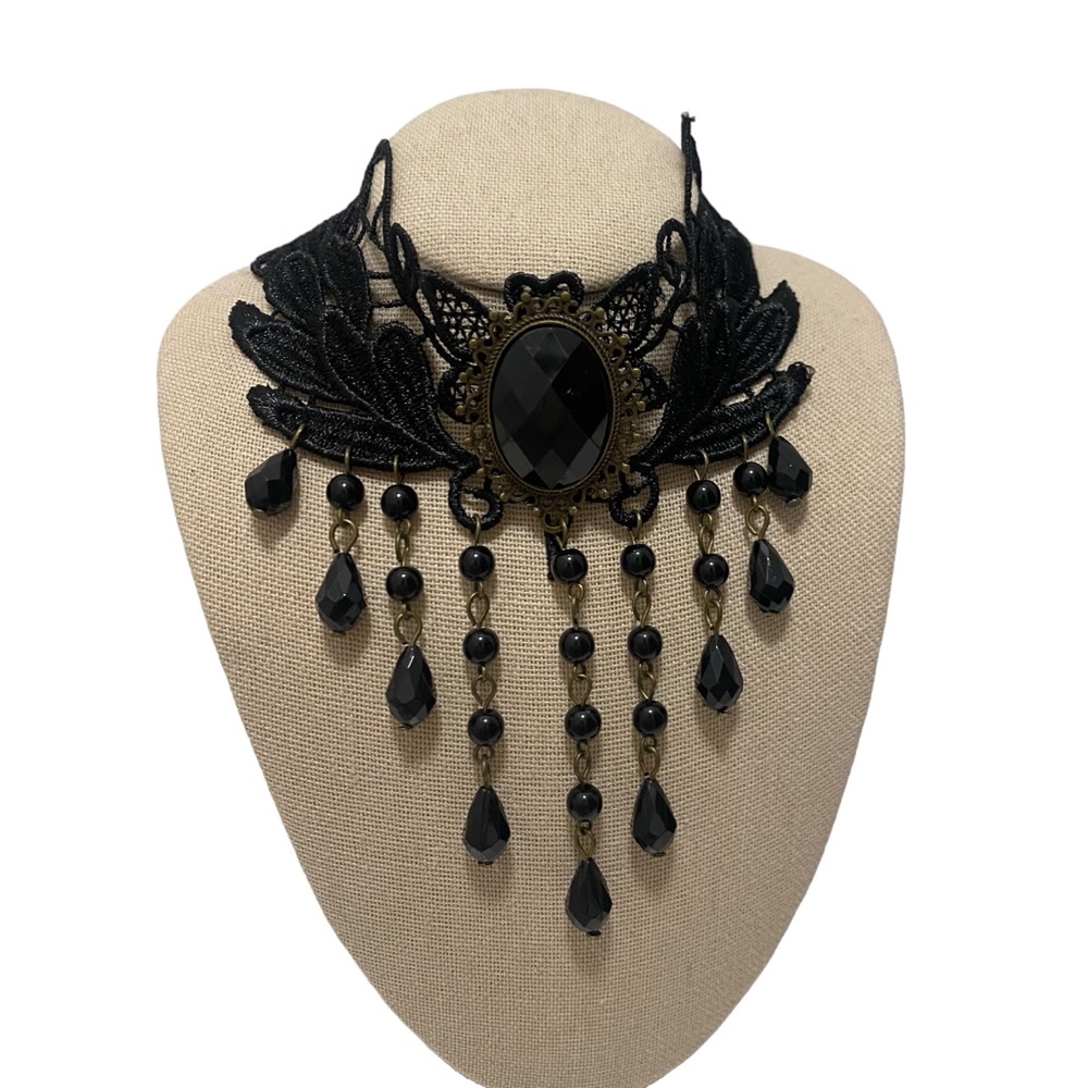 Lot of 4 Fashion Jewelry Gothic / Antique / Victorian Lace Choker Necklaces - Picture 4 of 11